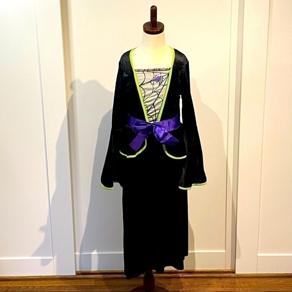 Witch costume - Picture 1 of 4